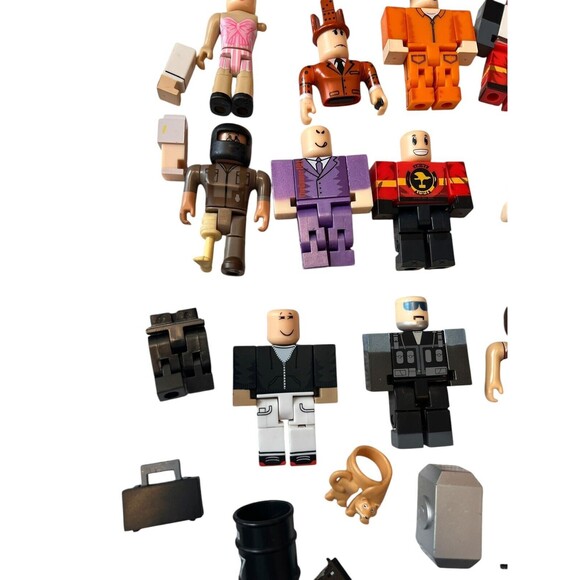 Large Lot of Roblox Toy Action Figures Collection with Accessories No Codes - Picture 5 of 5